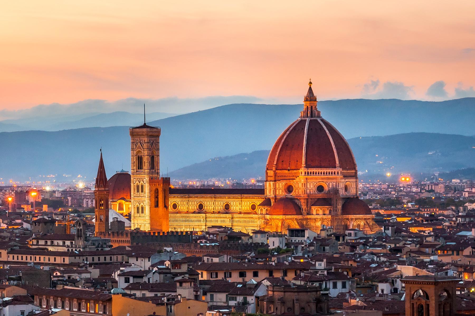 03_UltimateTuscany__FlorenceDuomo_shutterstock_129236768