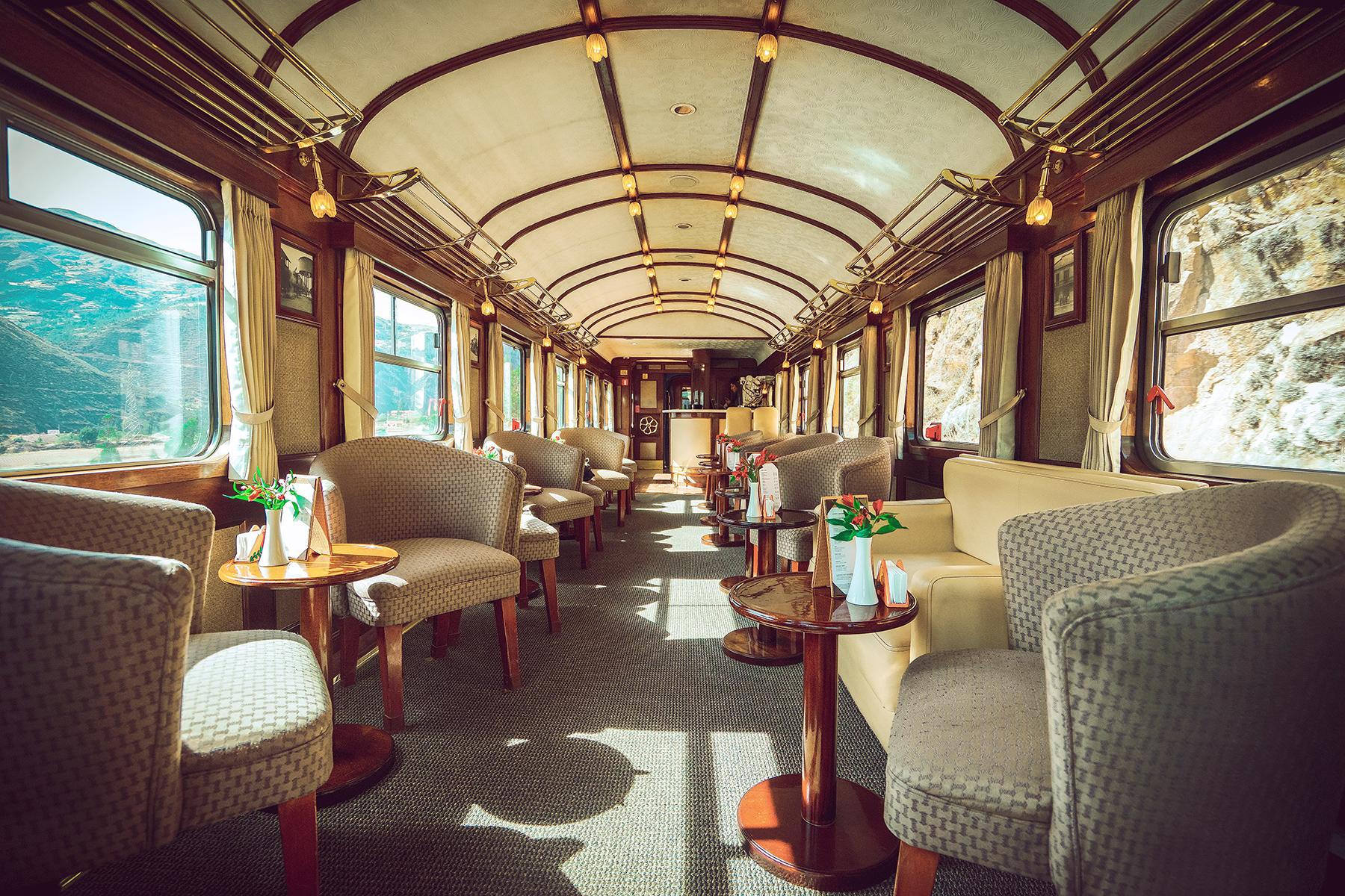04_DitchThePlaneRideTheTrain__SuperiorService_shutterstock_1232057947