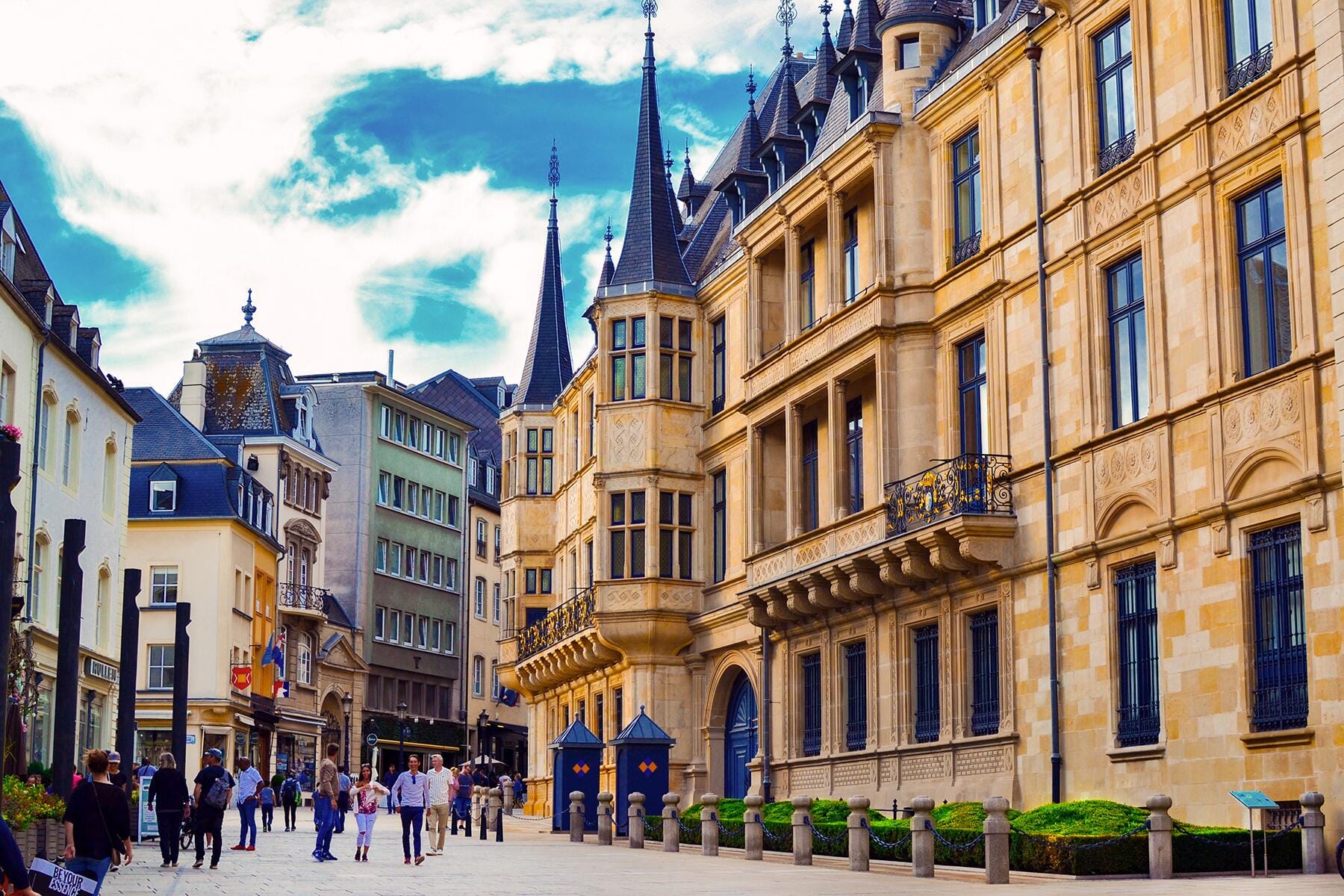 04_LuxembourgWTF__MoreAffordableOnWeekends_iStock-1144582328