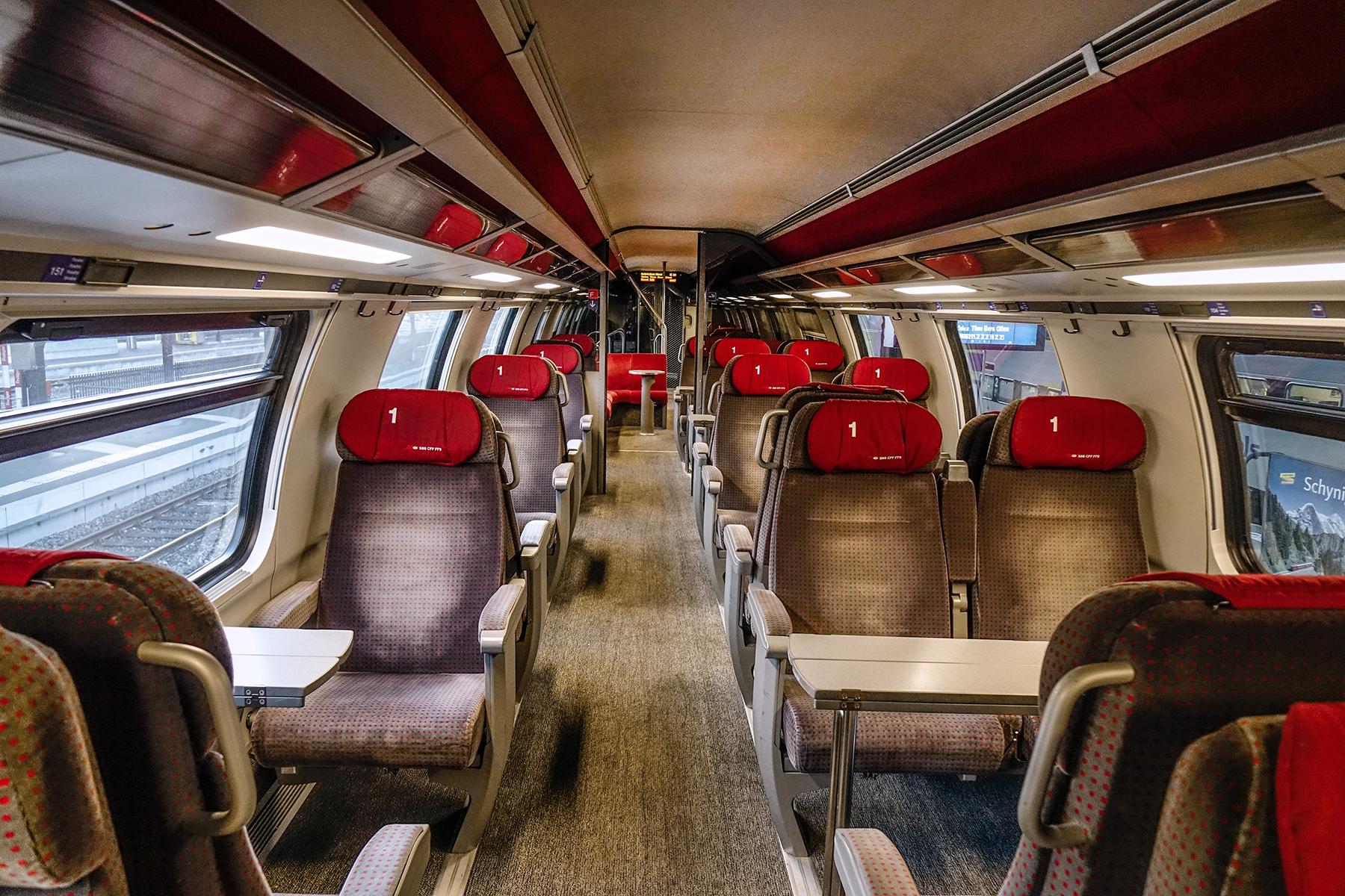 05_DitchThePlaneRideTheTrain__FirstClassIsAttainable_shutterstock_1275081763