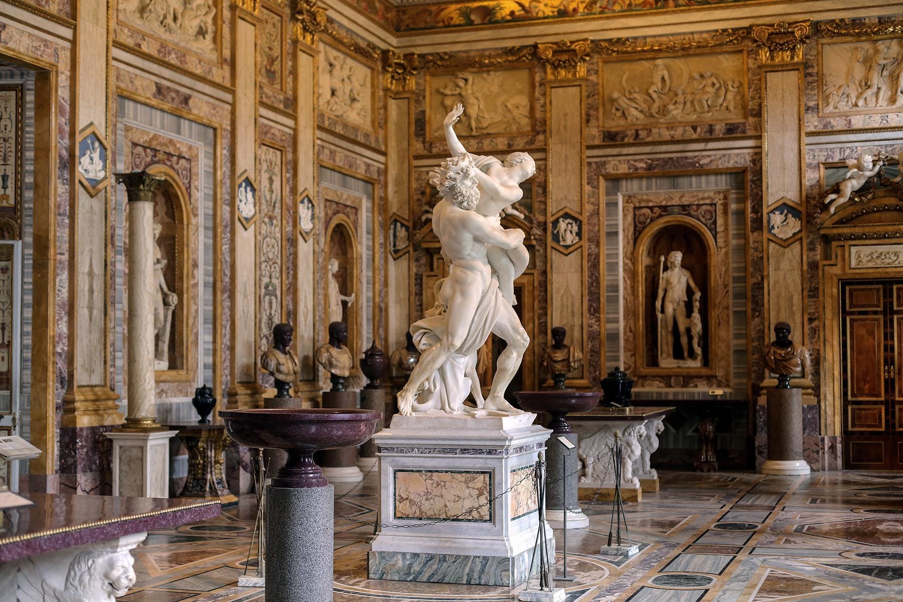 06_FreeThingsToDoInRome__VillaBorghese_shutterstock_362231132