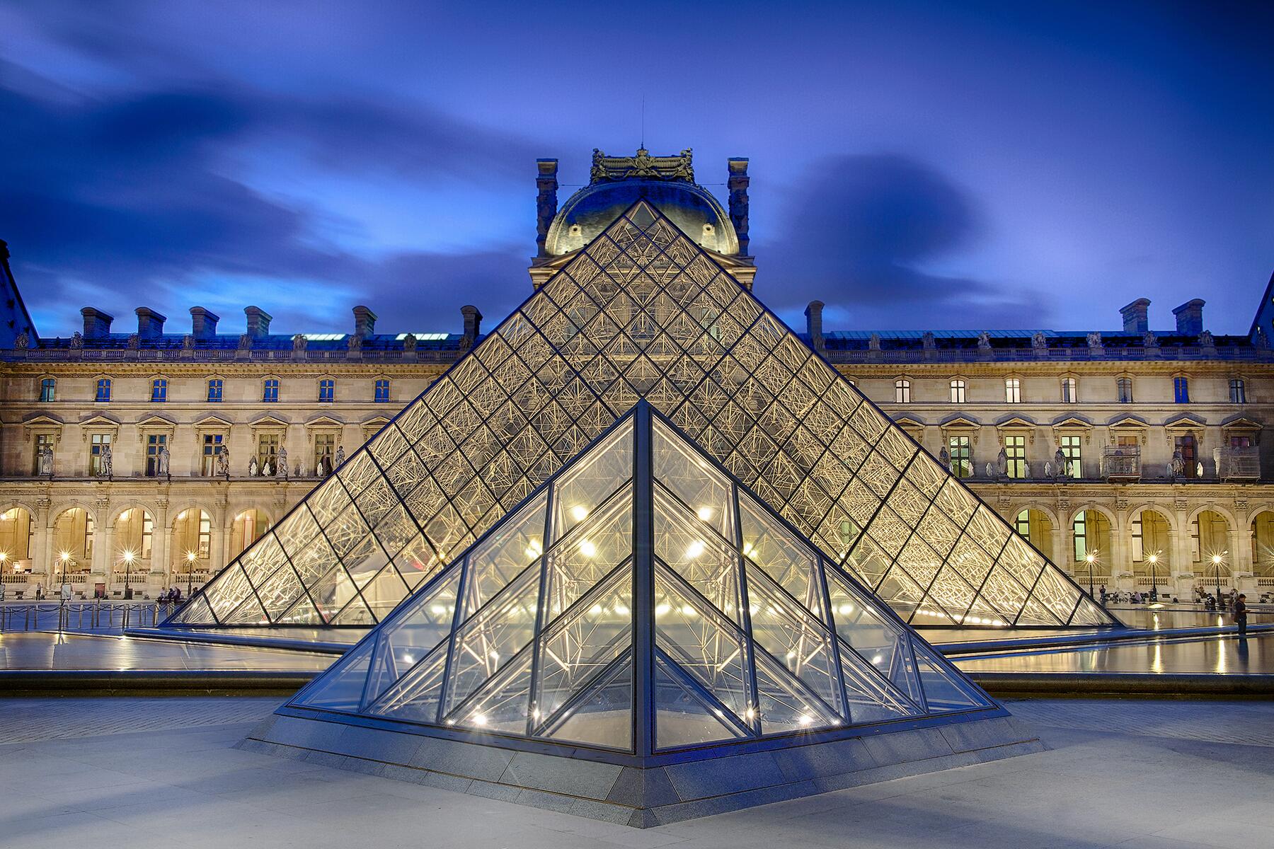 why you should visit the louvre museum