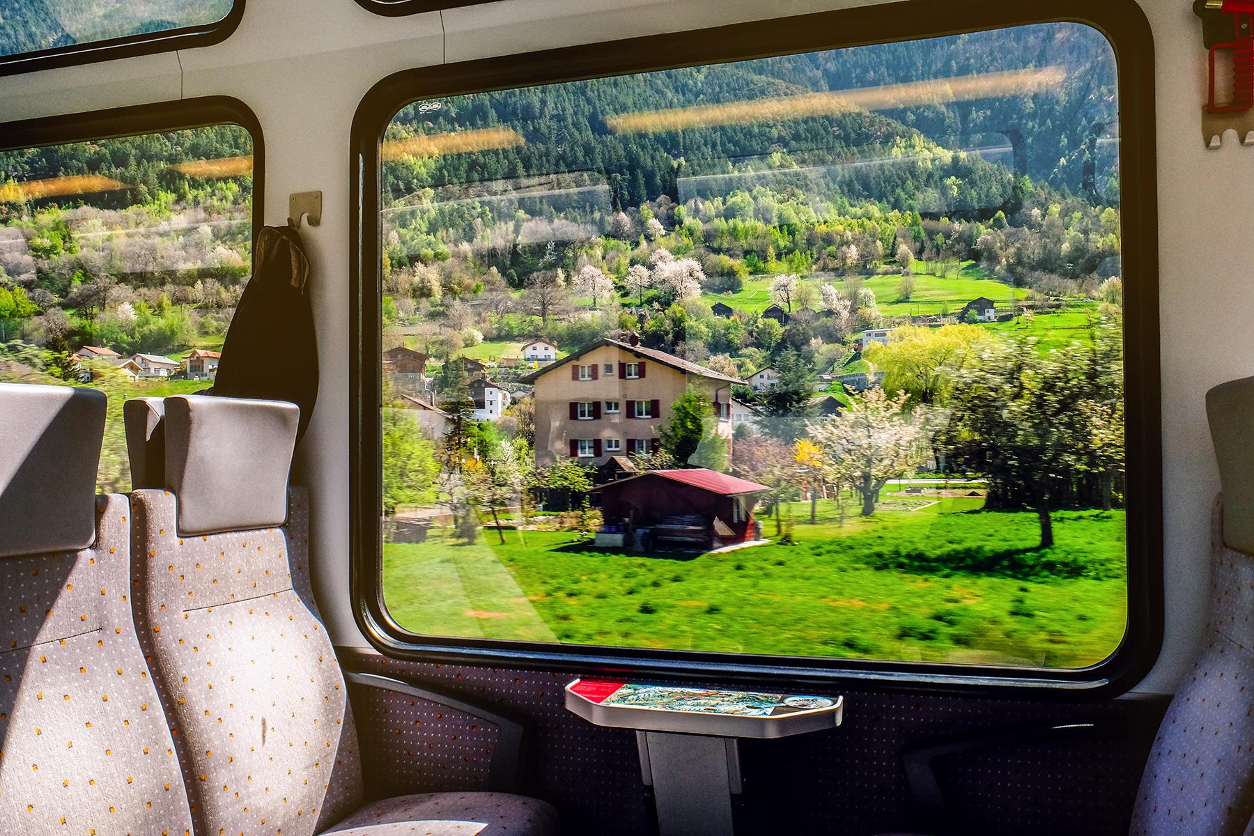 Why You Should Ride the Train Instead of Flying
