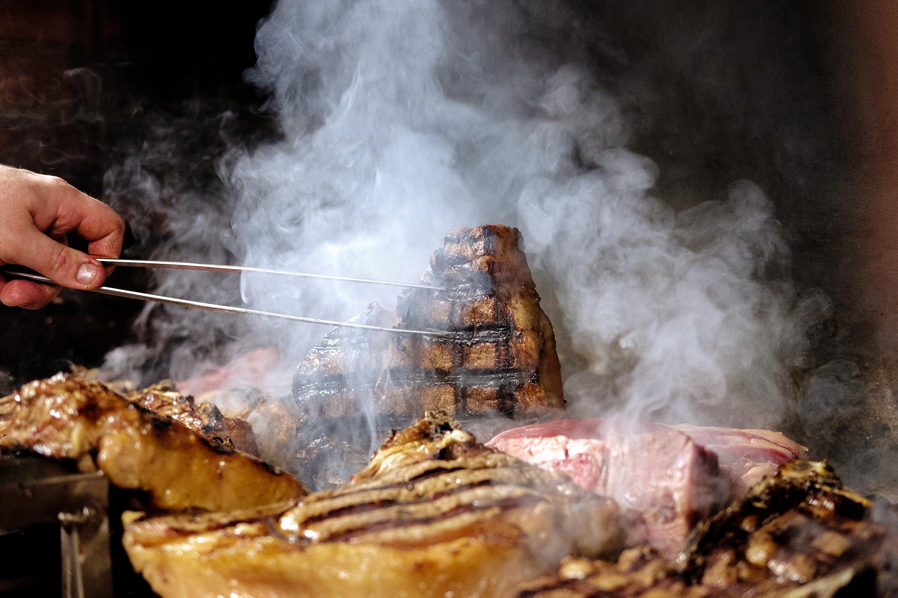 07_UltimateTuscany__EatBisteccaAllaFiorentina_EMCR6693