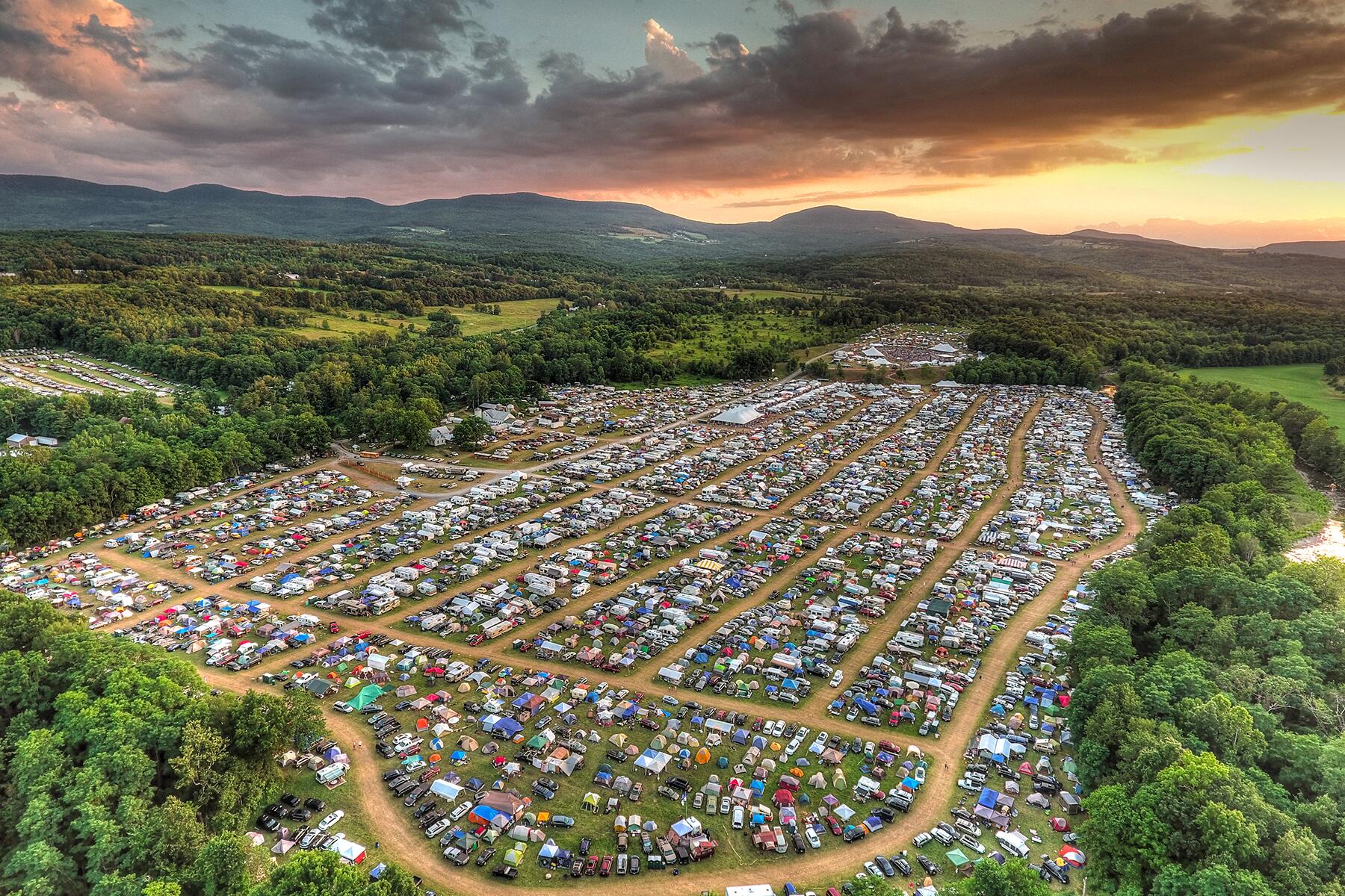<a href='https://www.fodors.com/world/north-america/usa/new-york/the-catskills/experiences/news/the-best-tiny-towns-to-visit-in-new-york#'>From "The Best Tiny Towns to Visit in New York: Oak Hill "</a>