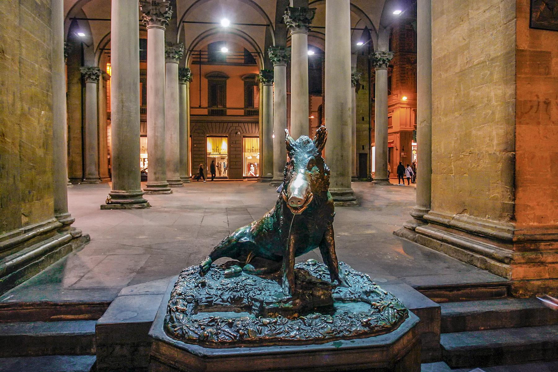 10_UltimateTuscany__RubIlPorcellinoForGoodLuck_shutterstock_1437261440copy
