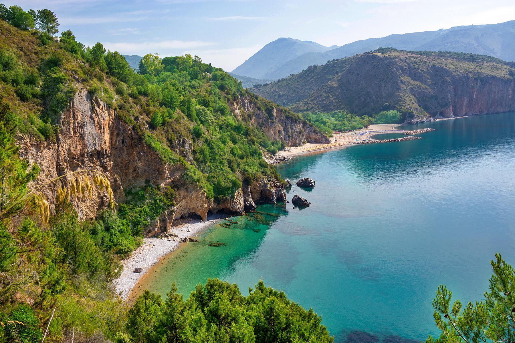 03_20BestBeachesInItaly__SpiaggiaDellaMarinellaPalinuroCampania_shutterstock_1101980390