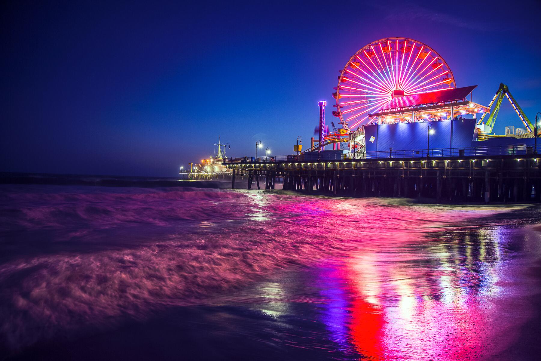 13_LAMoviePlaces__SantaMonicaPier_13.) vasile-tiplea-473079-unsplash
