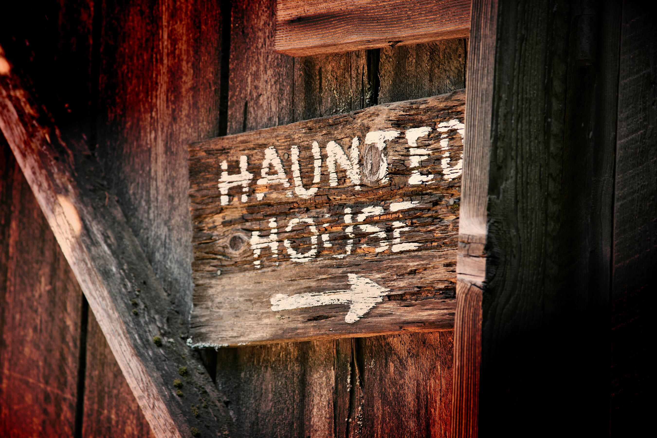 This Is What Working at a Haunted House Is Really Like