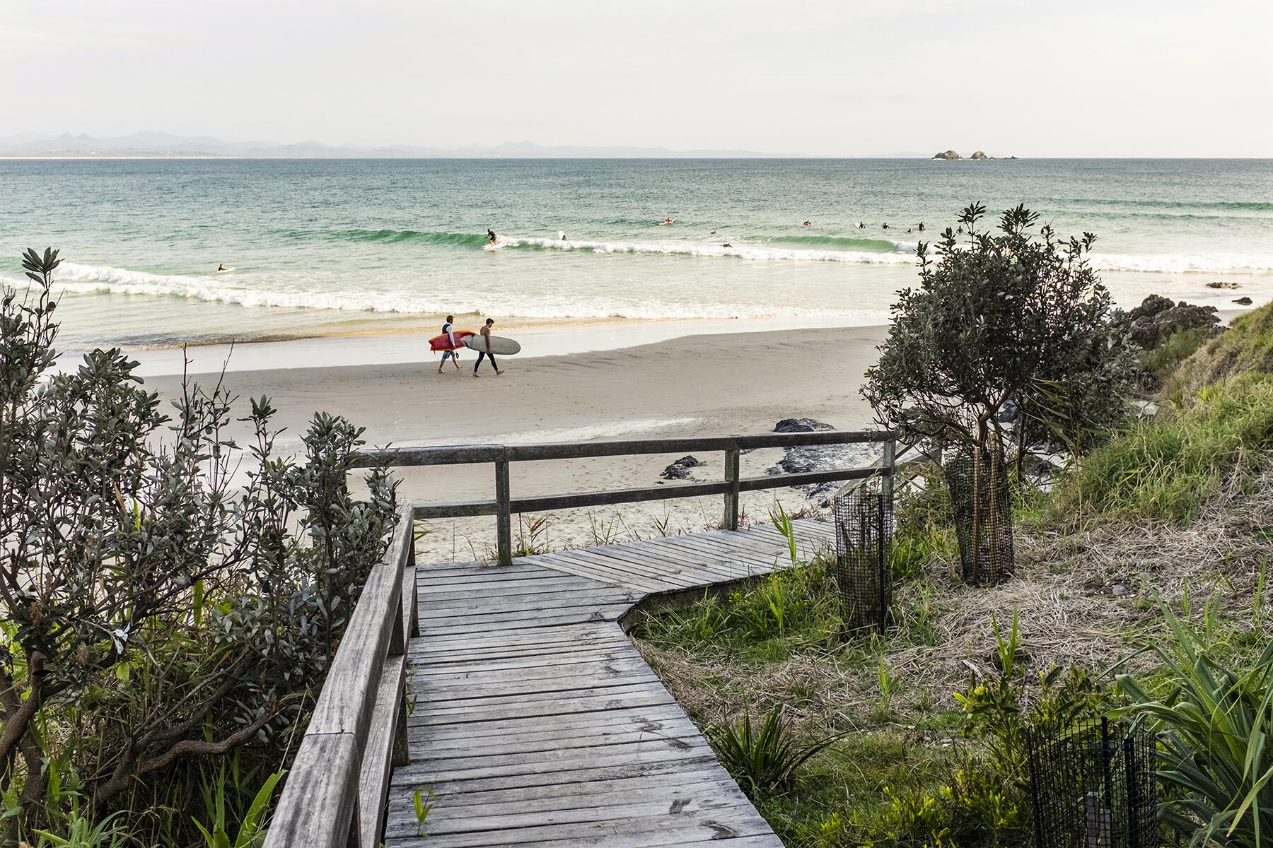 04_ByronBayBohoChicTown__WategosBeach_iStock-1164273737