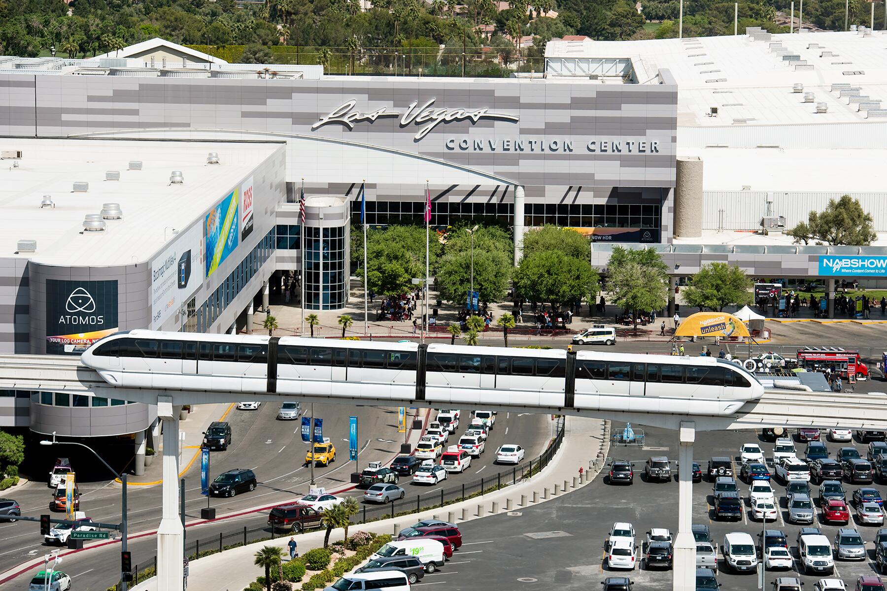 06_ThingstoKnowLasVegas__Whentousethemonorail_6.) kmh-trainshots416-007