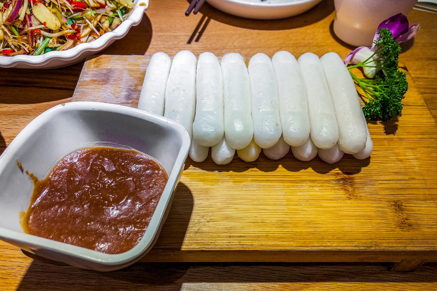 08_ChineseFoodYunnan__ToastedErkuai_shutterstock_1438185404