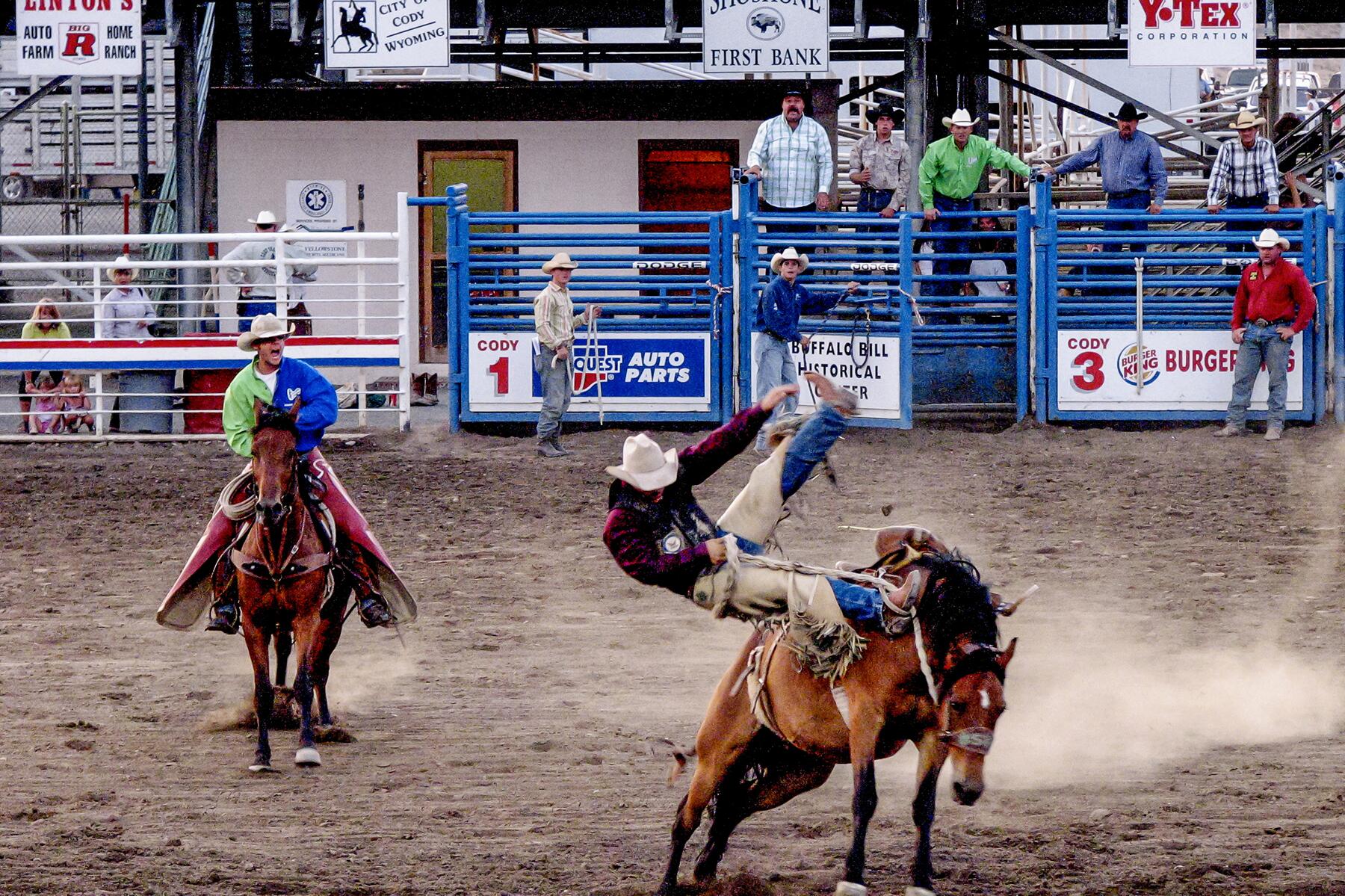 09_RoadsideAttractions__LivePerformance_9.) 2006-07-28_-_United_States_-_Wyoming_-_Cody_-_Rodeo_-_Cowboy