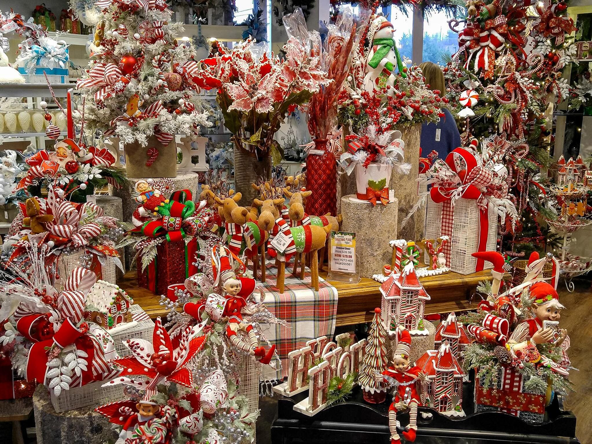 10 Christmas Stores That Are Open Year Round
