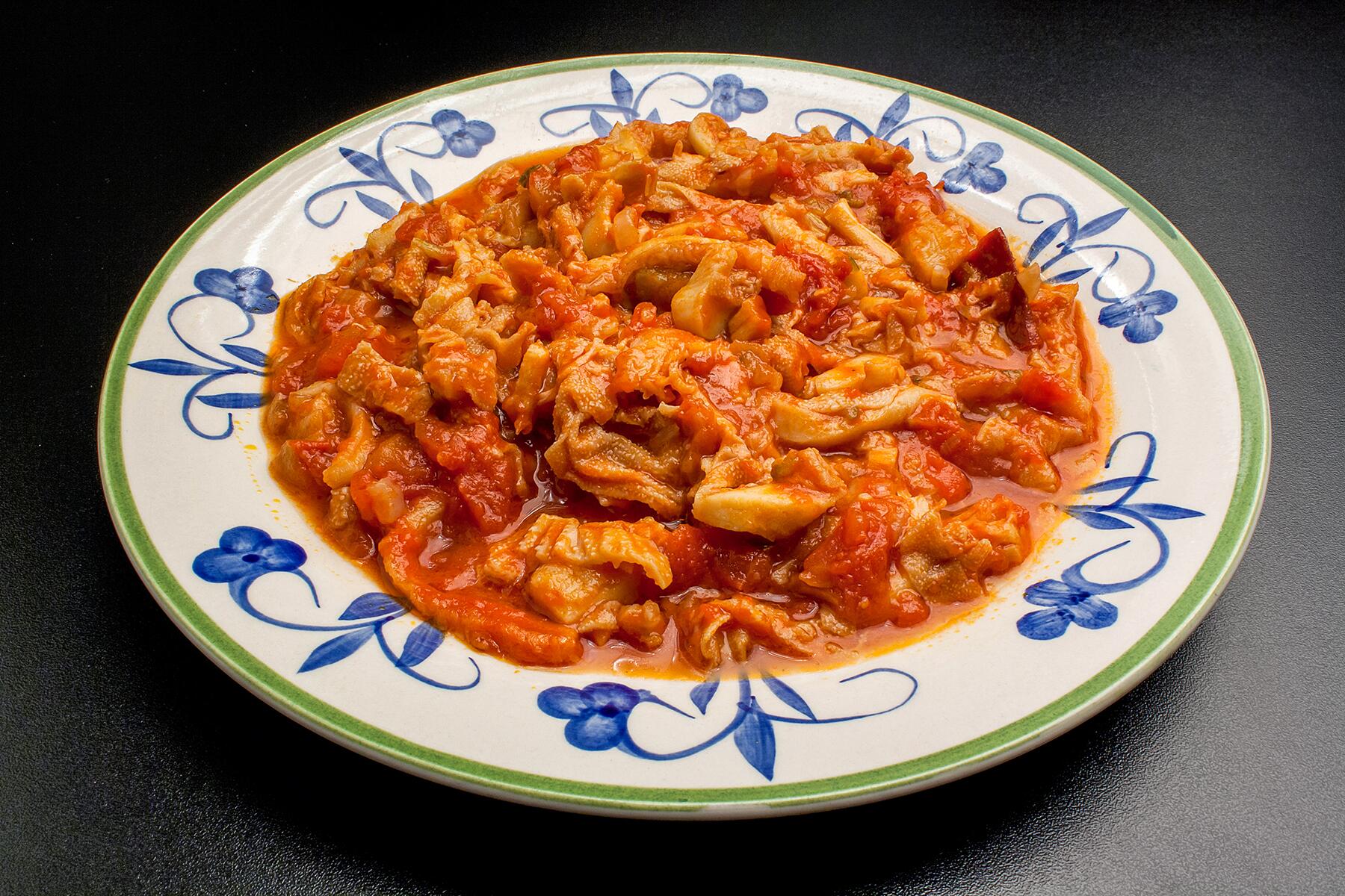 20_EatnDrinkFlorence__TrippaallaFiorentina_shutterstock_761375572