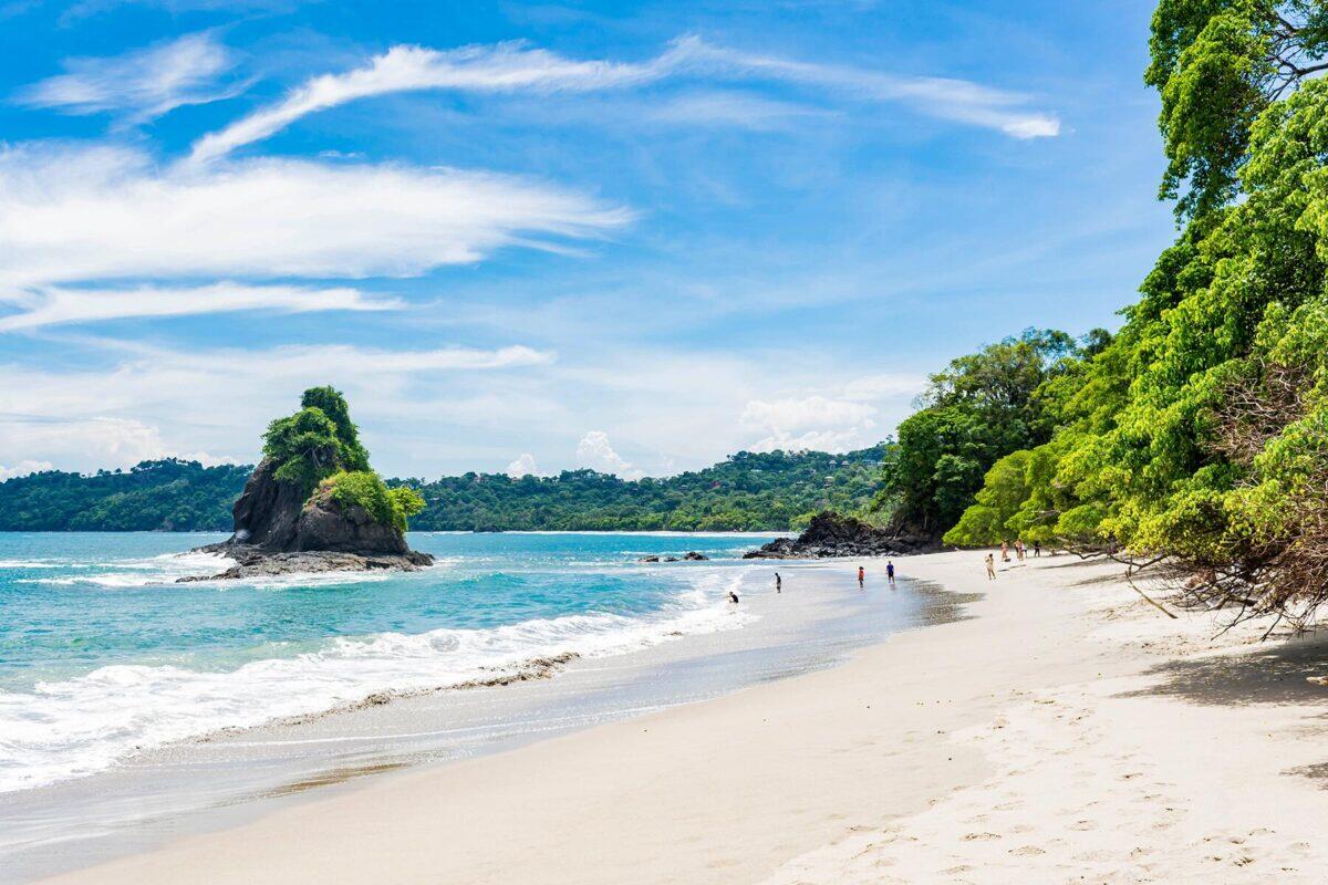travel to costa rica from uk