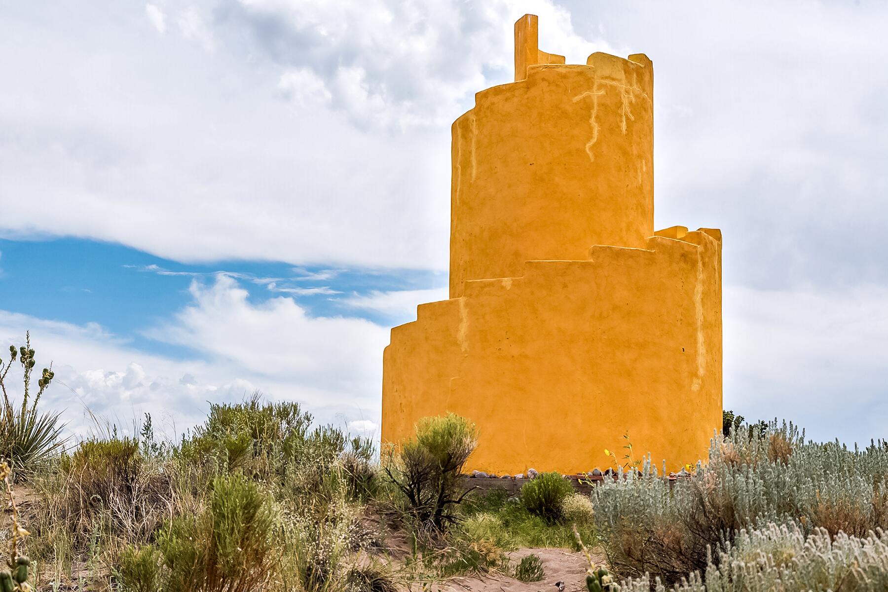 02_SanLuisValleyistheWeirdest__CrestoneZiggurat_12-out-of-the-ordinary-Things-to-do-in-the-San-Luis-Valley-02