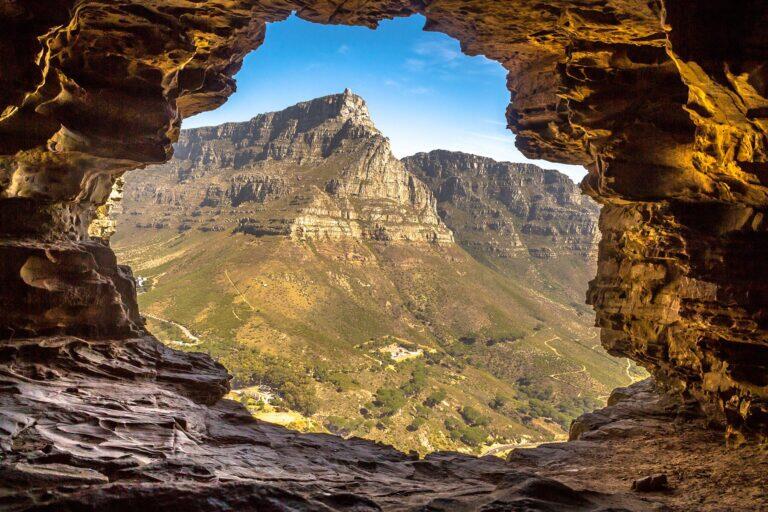 <a href='https://www.fodors.com/world/africa-and-middle-east/south-africa/cape-town-and-peninsula/experiences/news/photos/table-mountain-101-everything-you-need-to-know-about-visiting-cape-towns-iconic-landmark#'>From &quot;Table Mountain 101: Everything You Need to Know About Visiting Cape Town's Iconic Landmark: Where Can I Get the Best Photo?&quot;</a>