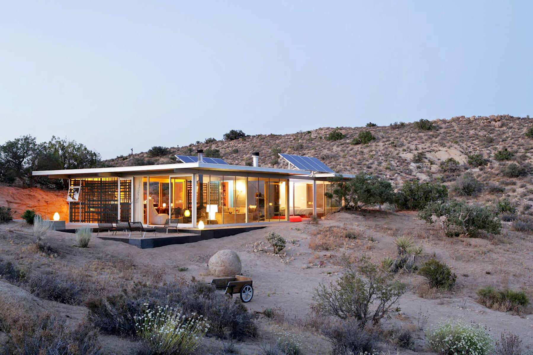 Spectacular, Instagrammable Glass Hotels Around the World