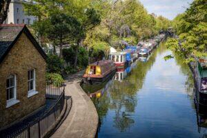 Plan a Perfect Valentine’s Day Trip to Notting Hill