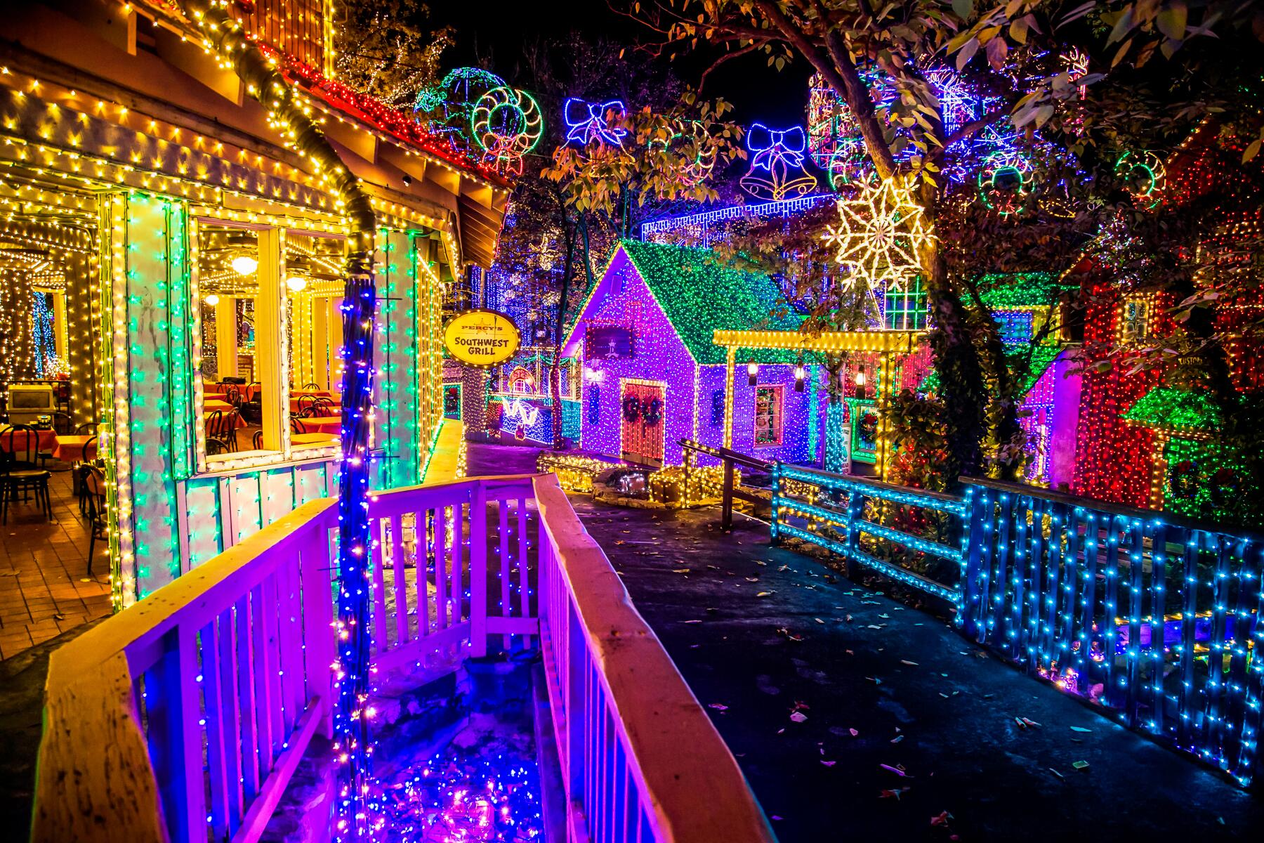 Best Christmas Light Displays In Us The Cake Boutique