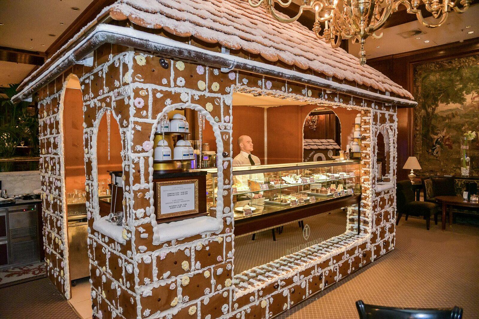 gingerbread house travel town