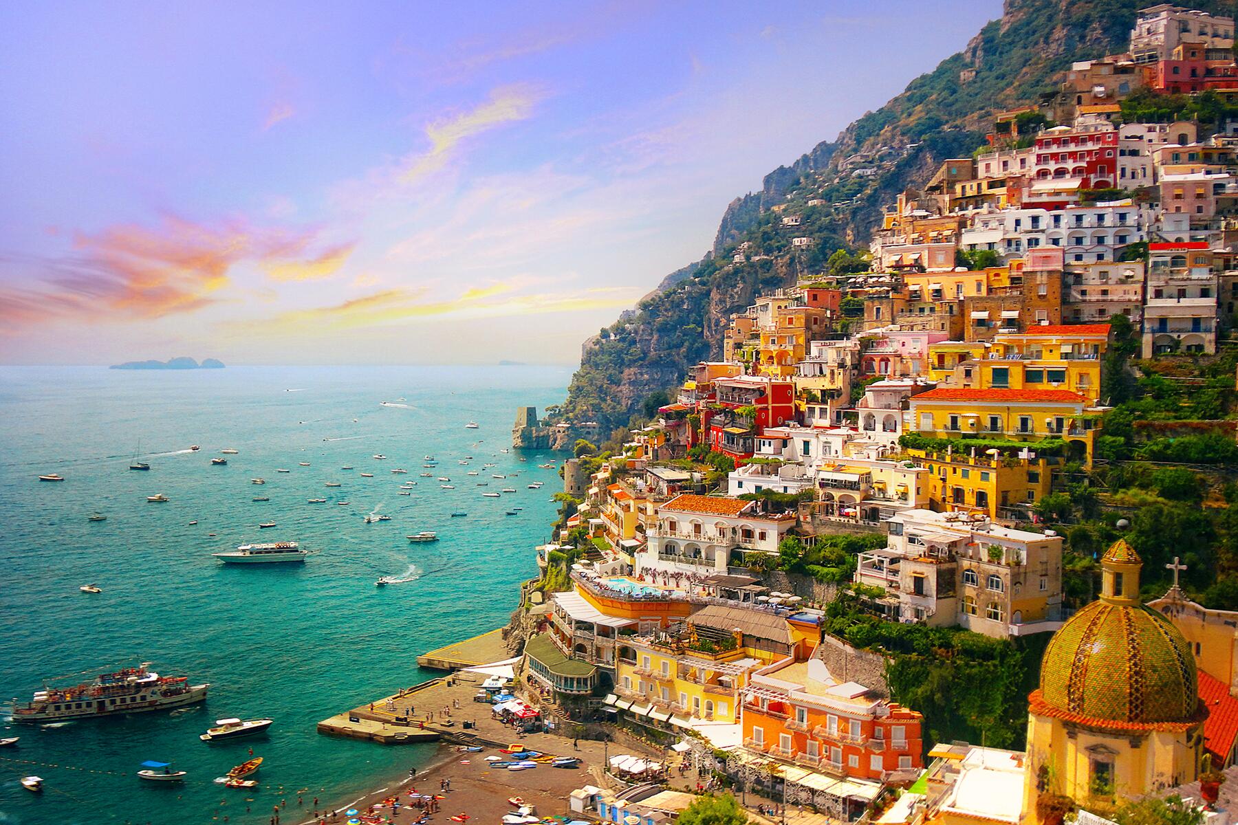 Should I Travel to Amalfi Coast in the Summer?