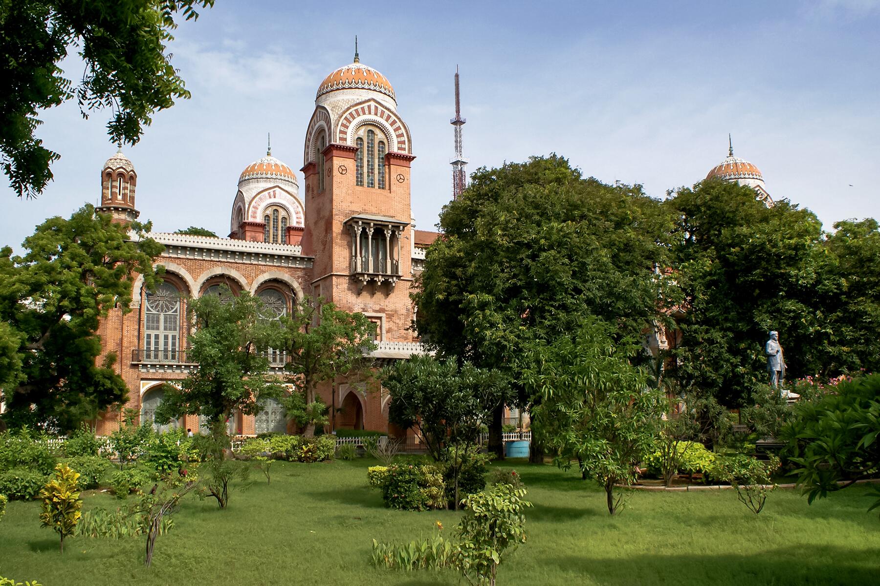 06_ChennaiArchitecture__Senatehouse_6.) Madras_University_Senate_House