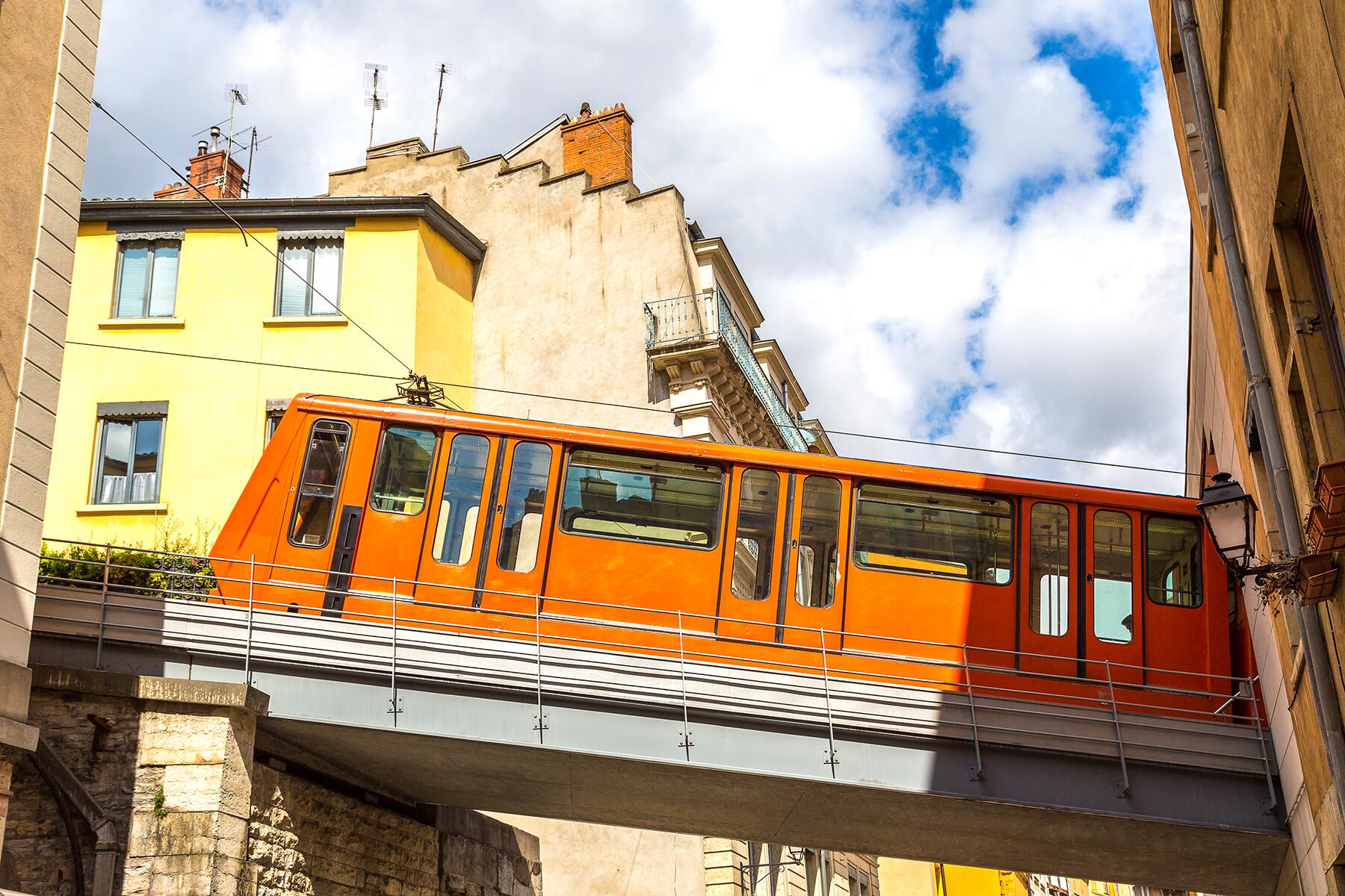 07_FunicularsInEurope__Lyon_shutterstock_723080662