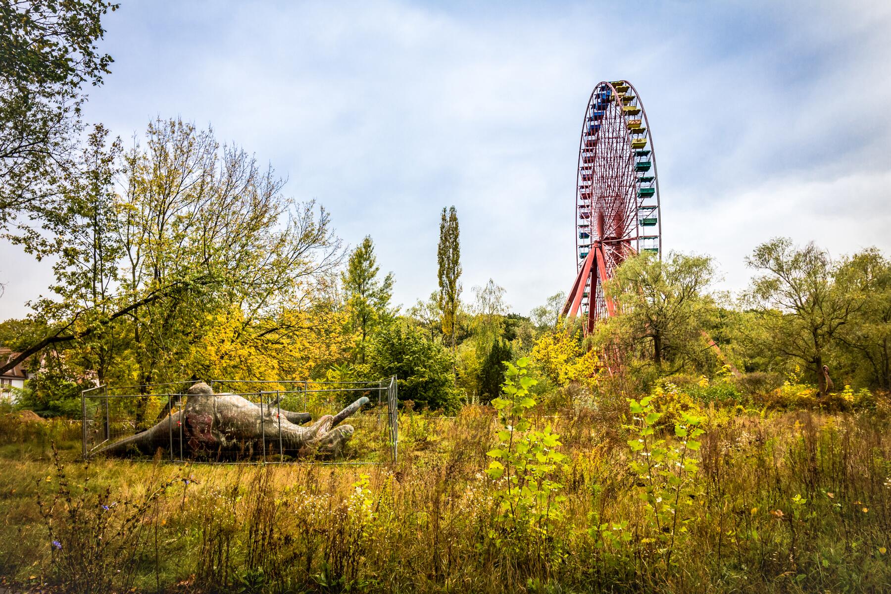 10 fascinating theme parks that have closed forever