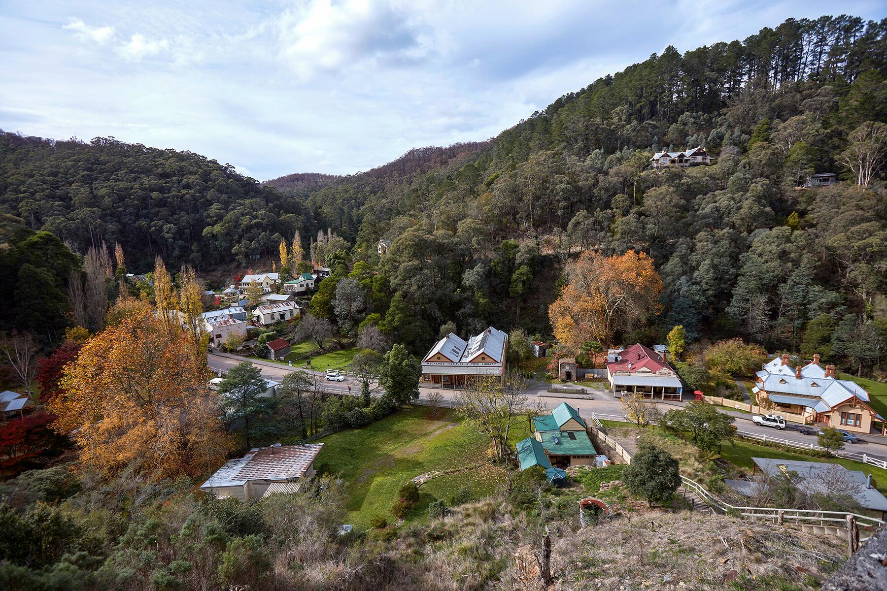 03_HauntedAustralia__ARealGhostTown_shutterstock_1421358548