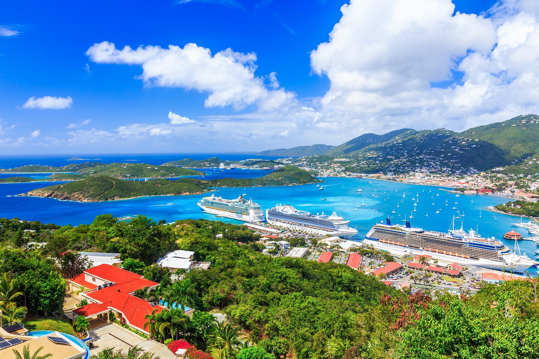 04_AvoidCrowdsAtTopCruisePort__USVirginIslands_shutterstock_557010763
