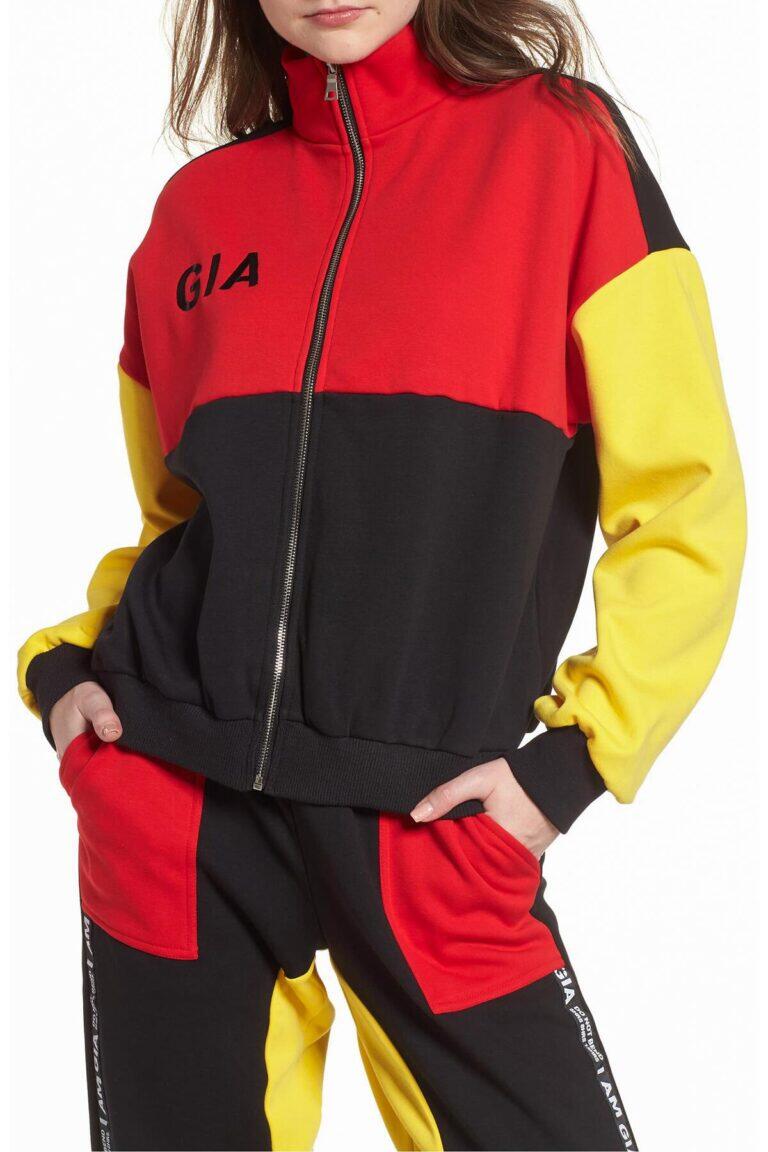 The 13 Most Comfortable and Stylish Tracksuits for Traveling