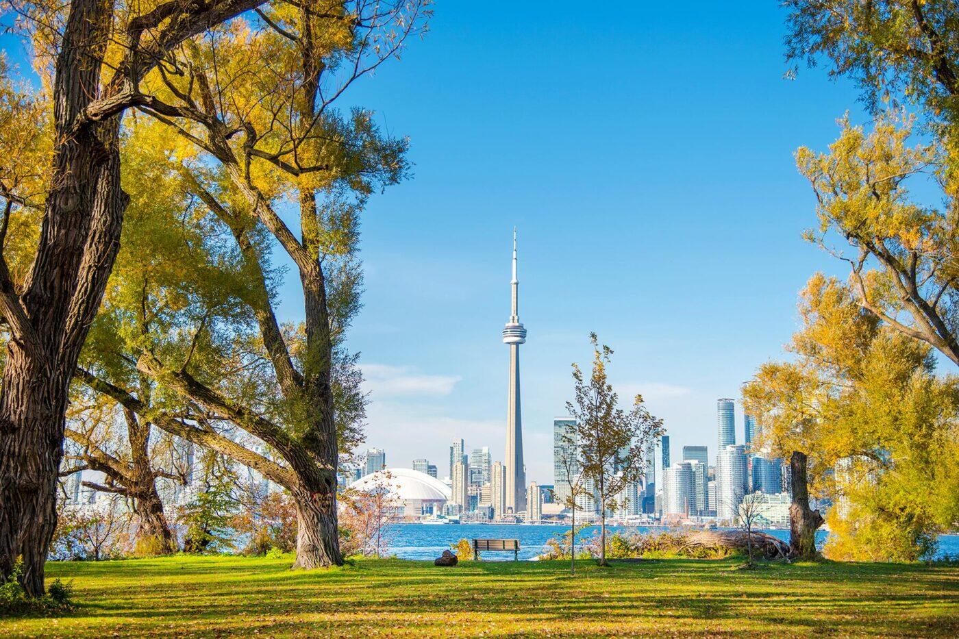 cool areas to visit in toronto