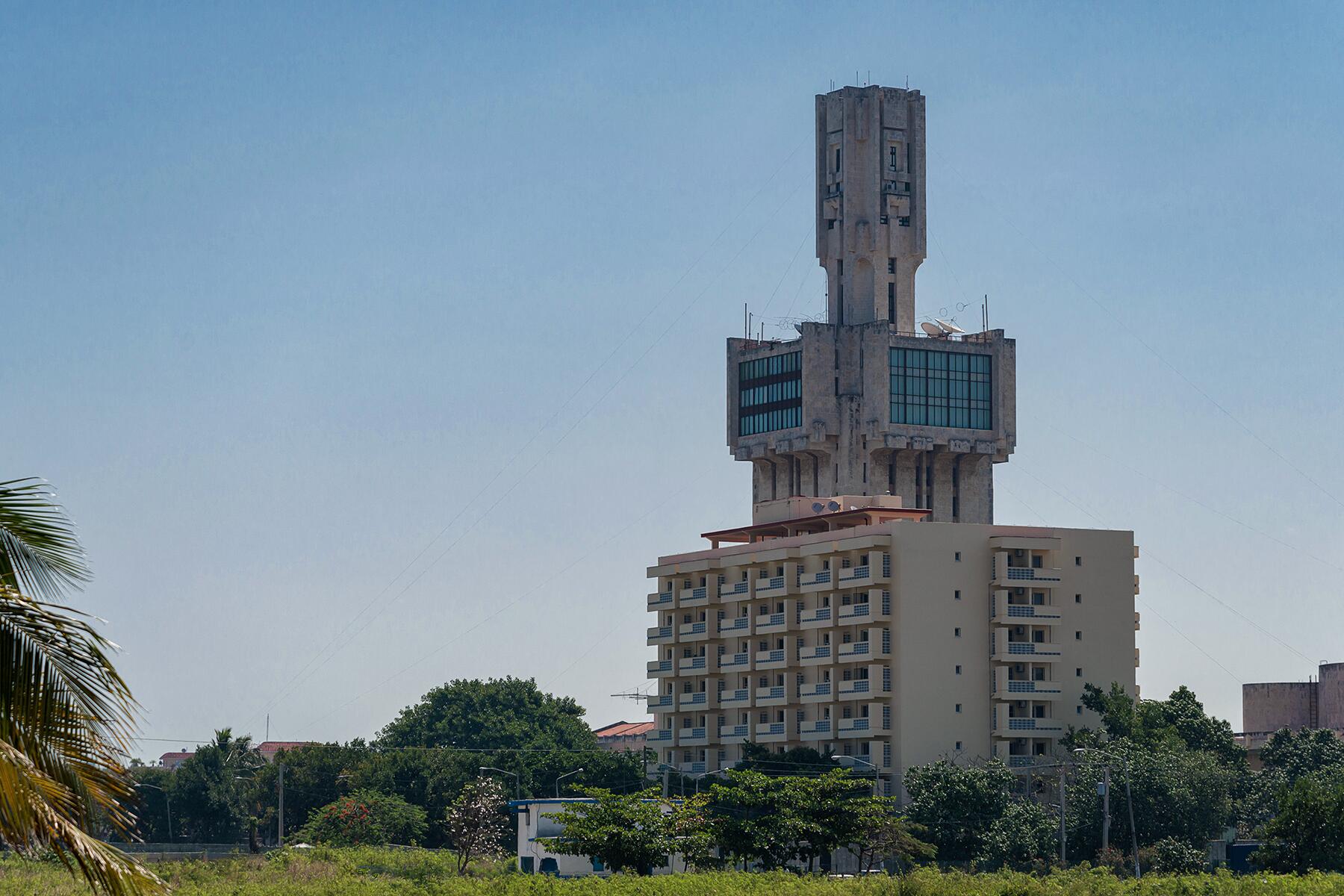 11_BrutalistArchitecture__EmbassyOfRussiaInHavana_shutterstock_713166139