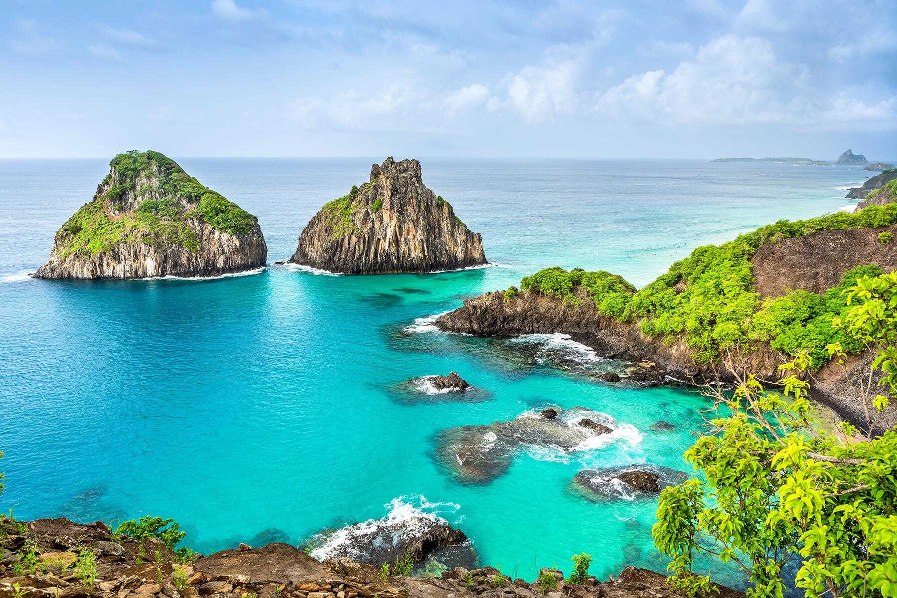 02_AlternativetoGalapagos__FernandodeNoronha,Brazil_shutterstock_1048810550