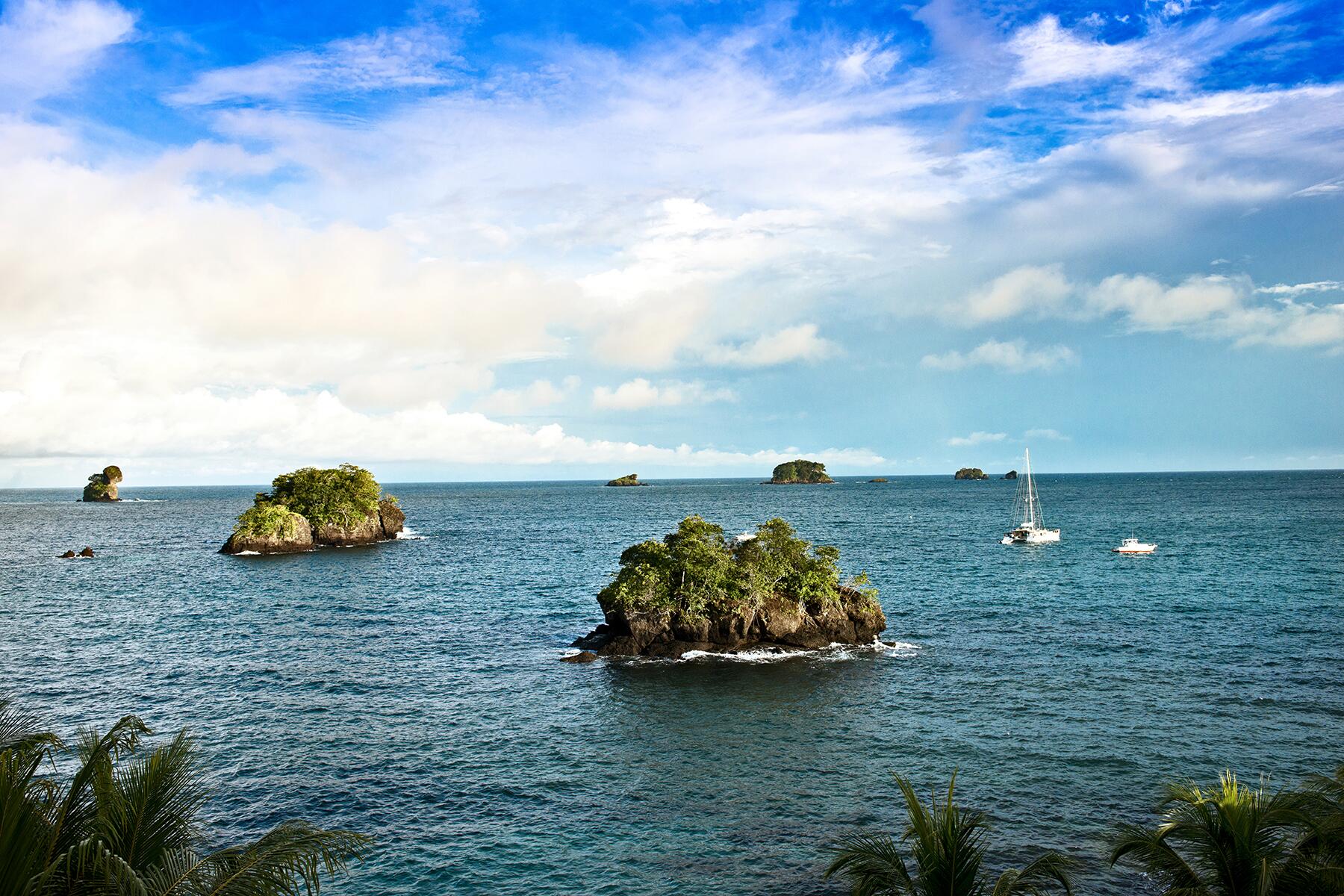 03_AlternativetoGalapagos__PearlIslands,Panama_shutterstock_118320820