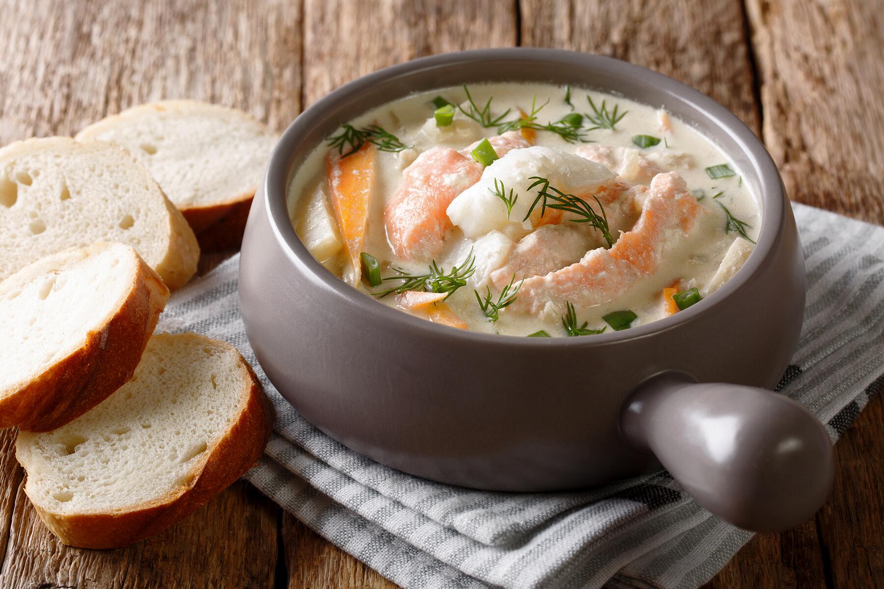 04_15ThingstoEatandDrinkNorway__FishSoup_iStock-1146493883