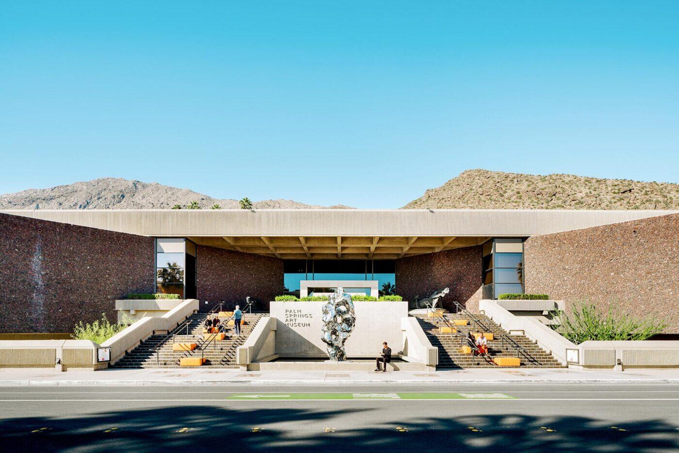 The Modern Design Aesthetic that Makes Palm Springs So Unique