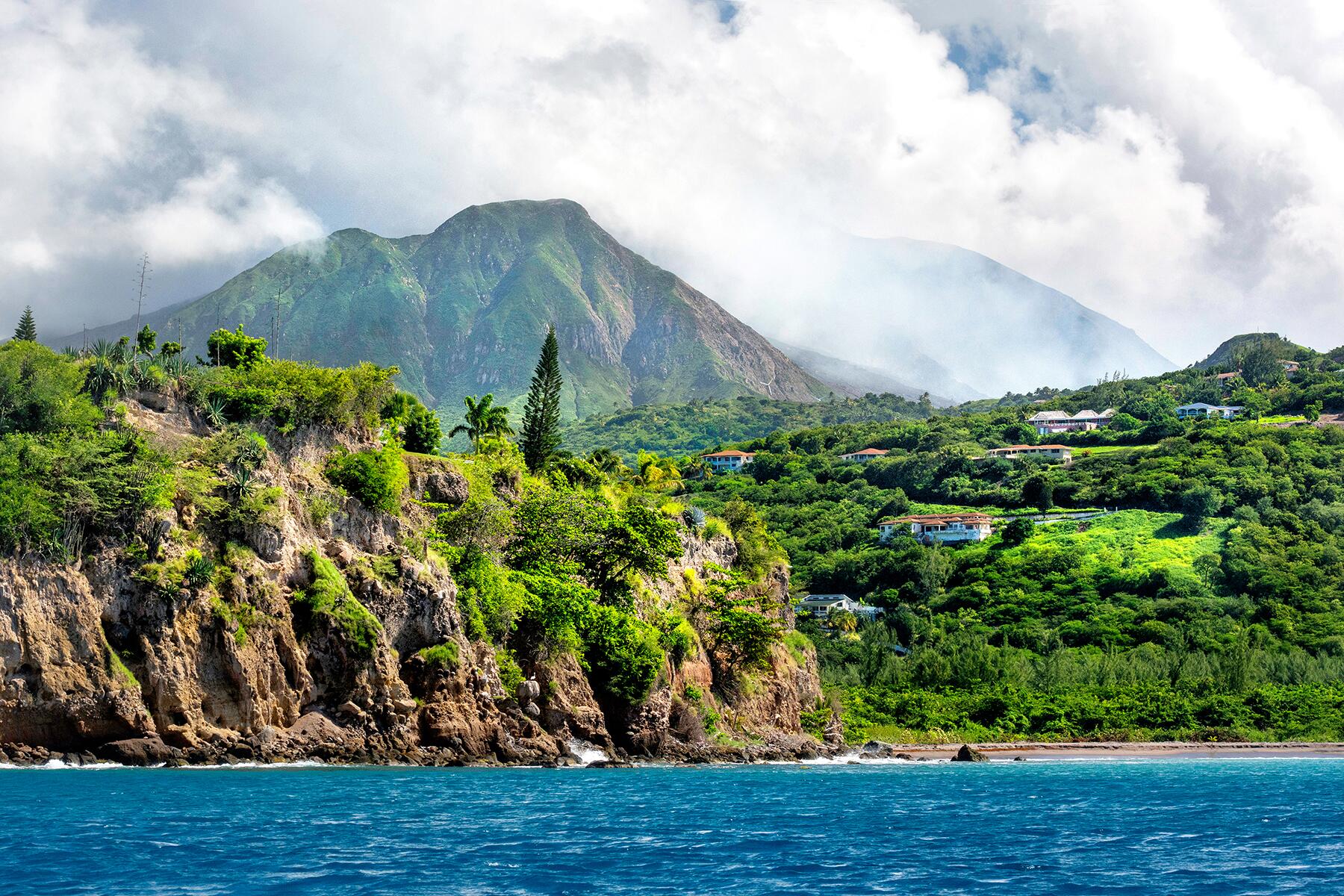 05_AlternativetoGalapagos__Montserrat,Caribbean_iStock-828769106
