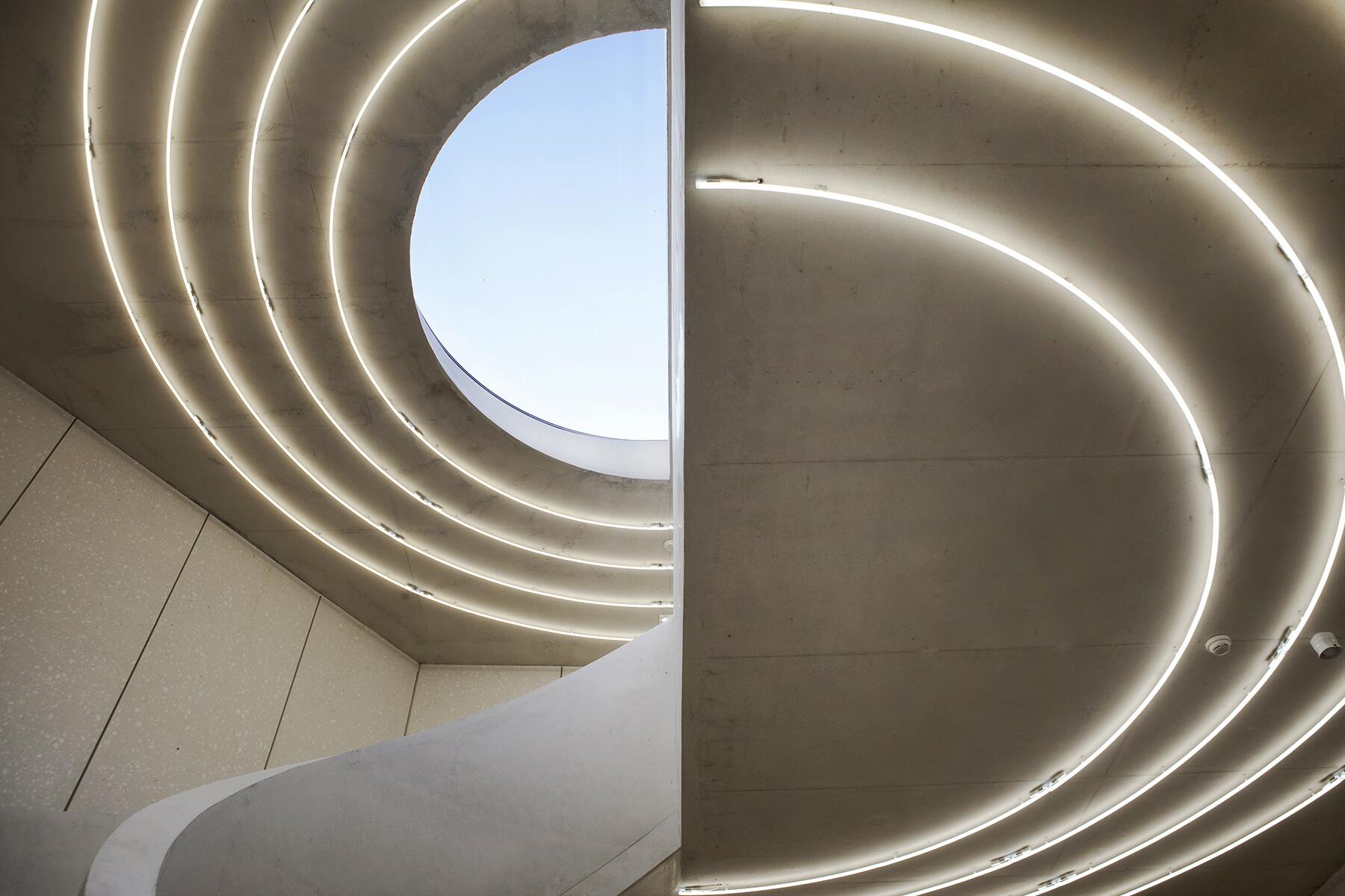 07_BestArtTownsInProvence__Avignon_Atrium de la Collection Lambert(photo Berger&Berger)