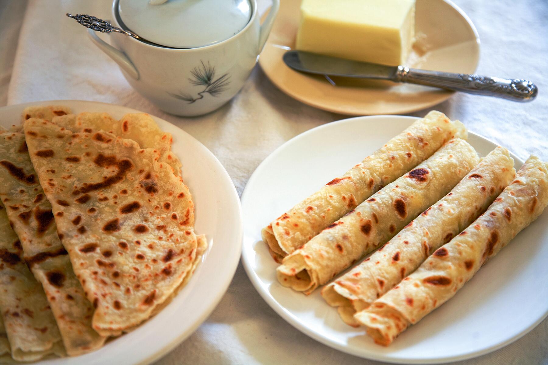 08_15ThingstoEatandDrinkNorway__Lefse_shutterstock_140417104 copy