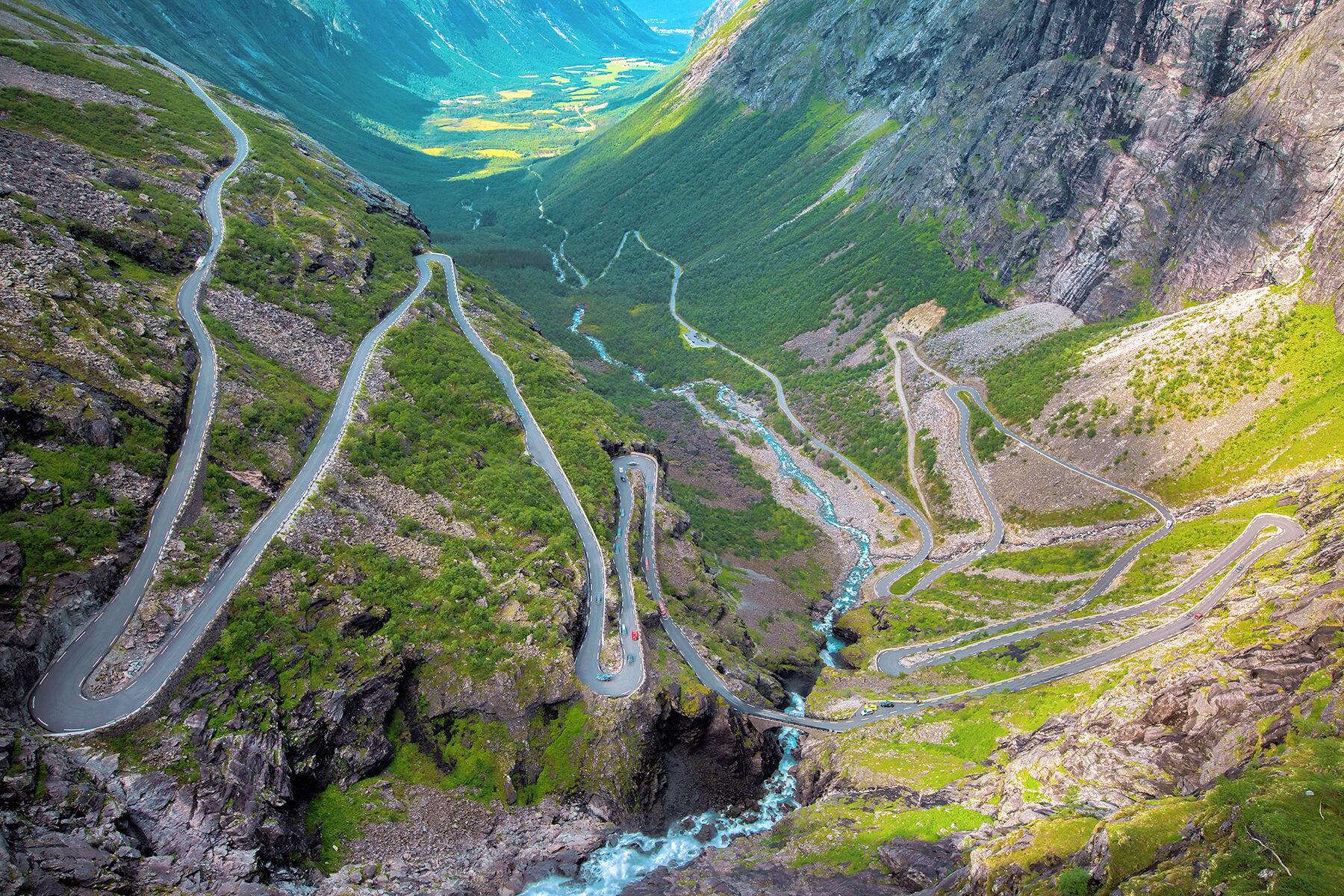 08_ArchitectureInNorway__TrollstigenRoad_shutterstock_214682905