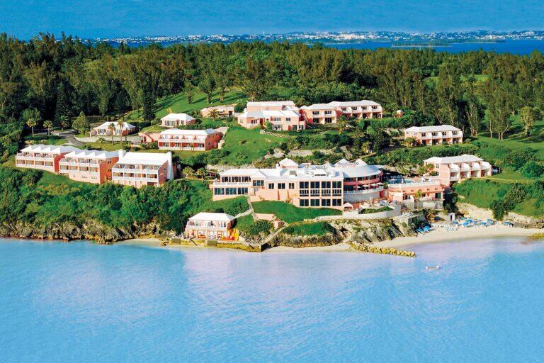 <a href='http://www.fodors.com/world/caribbean/bermuda/experiences/news/top-10-hotels-to-stay-in-bermuda#'>From "Top 10 Hotels to Stay in Bermuda: Pompano Beach Club"</a>
