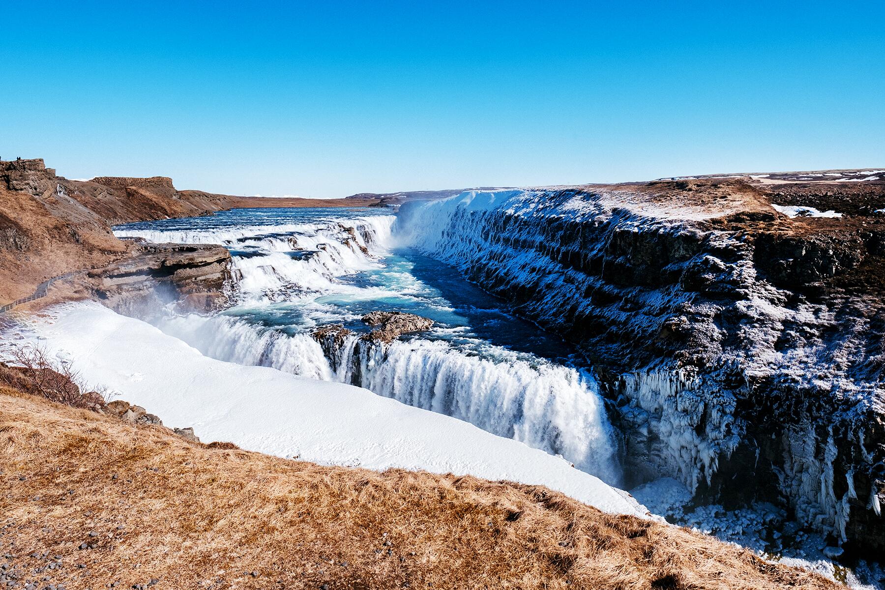 iceland travel books review