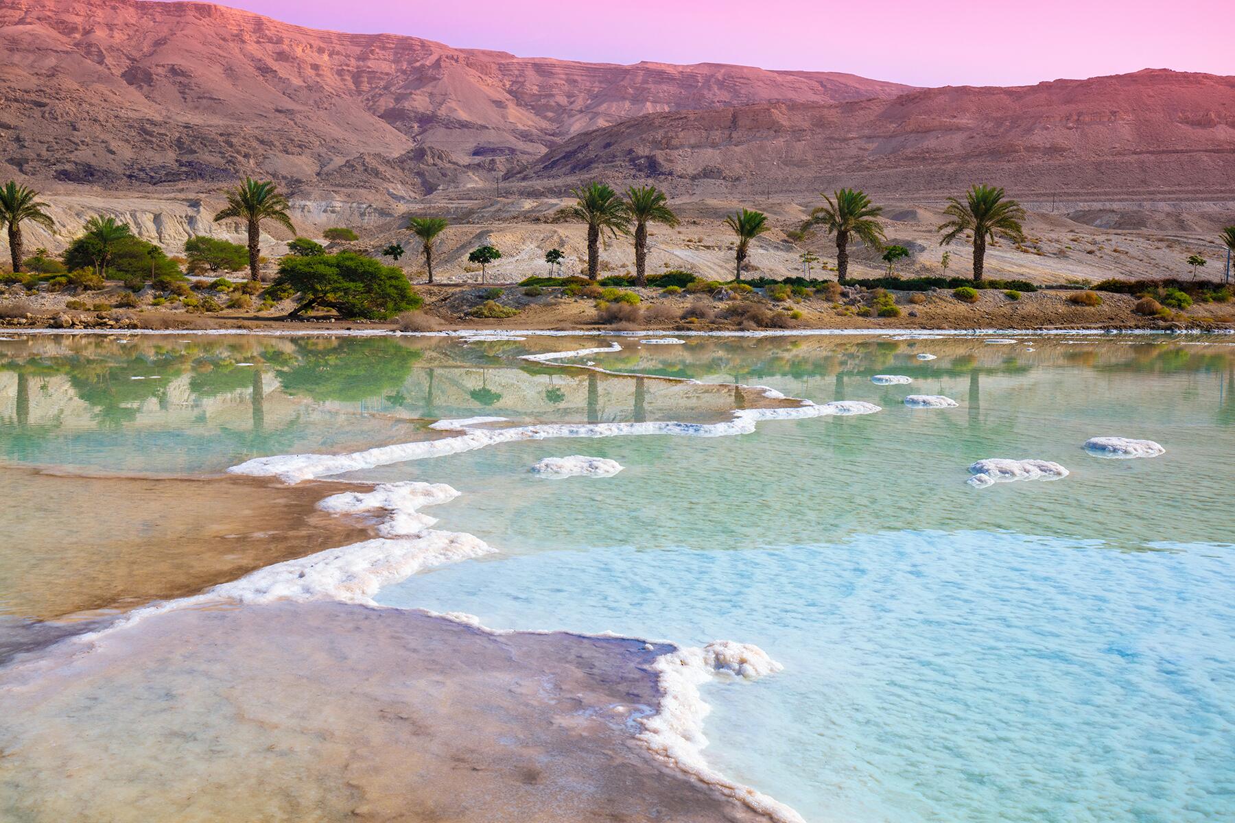 07_MostExtremePlaces__DeadSea_shutterstock_1554403301