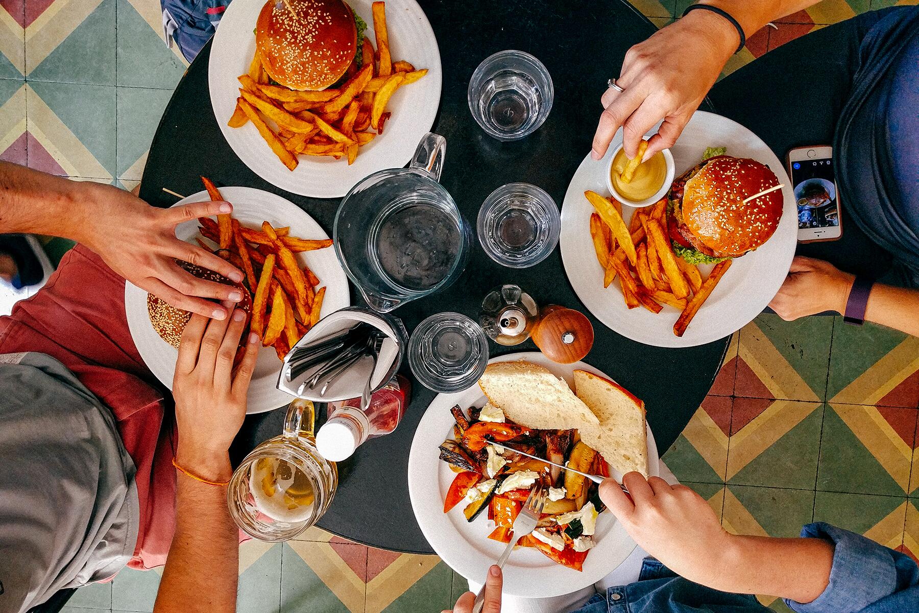 01_RestaurantSafety__WeTouchToomuch_1.) dan-gold-E6HjQaB7UEA-unsplash