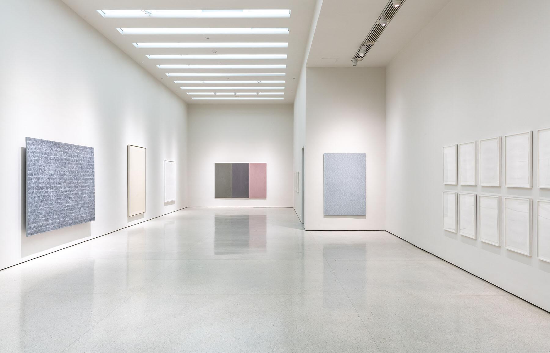 02_VirtualMuseum__SolomonGuggenheimMuseum_Marking Time-exh_ph-2