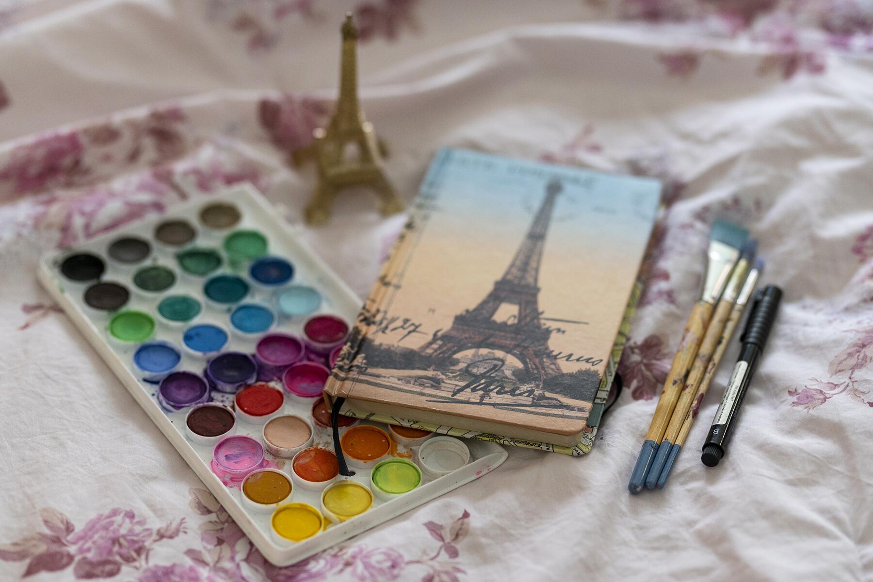 04_UltimateParisFromHome__ChannelYourInnerArtist_4 RSR_1483