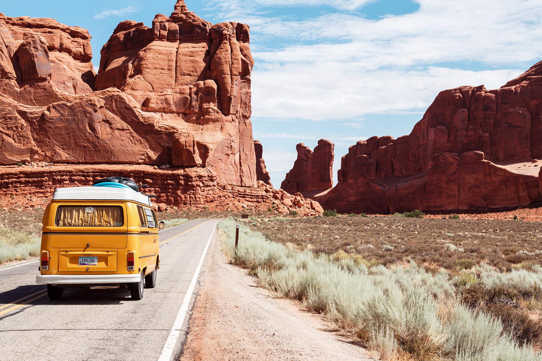06_ResetTravelIndustry__Roadtrips_6.) dino-reichmuth-A5rCN8626Ck-unsplash